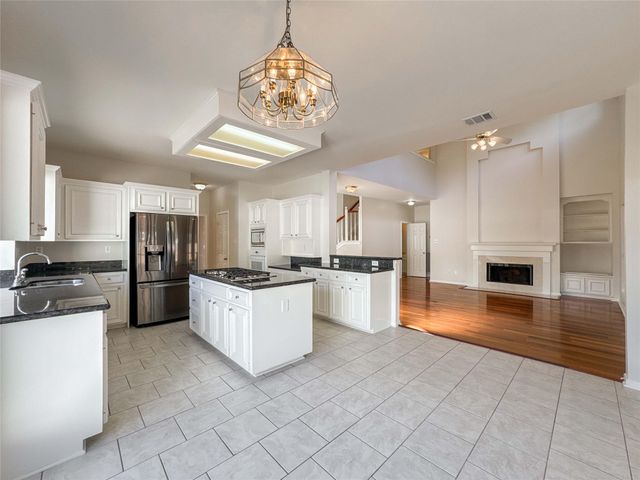 2210 Crossbrook Court, League City, TX 77573