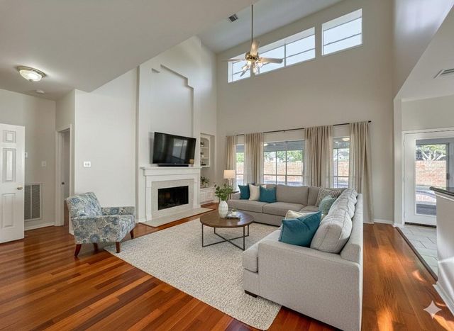 2210 Crossbrook Court, League City, TX 77573