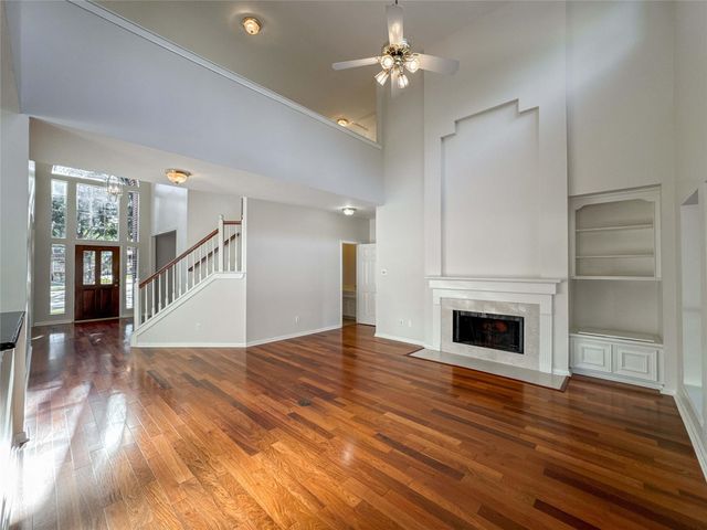 2210 Crossbrook Court, League City, TX 77573