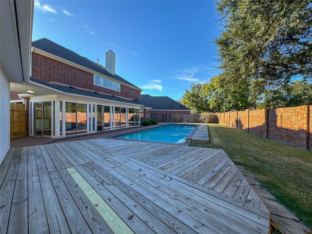 2210 Crossbrook Court, League City, TX 77573