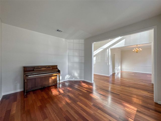 2210 Crossbrook Court, League City, TX 77573