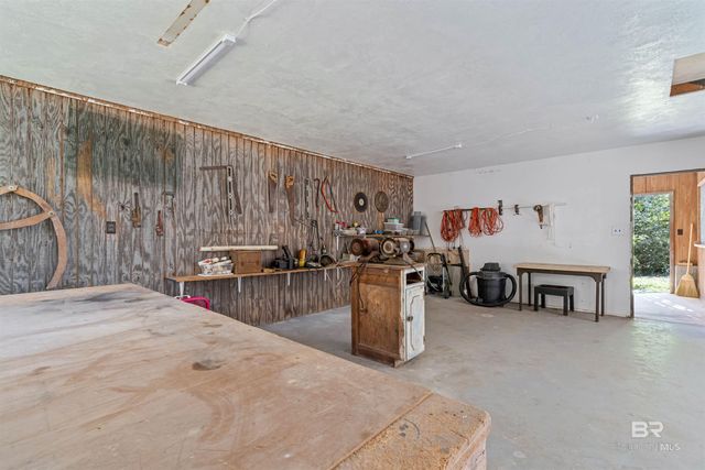 32771 Antietam Road, Lillian, AL 36549