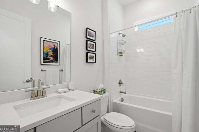 6742 Welcome Road, Flowery Branch, GA 30542