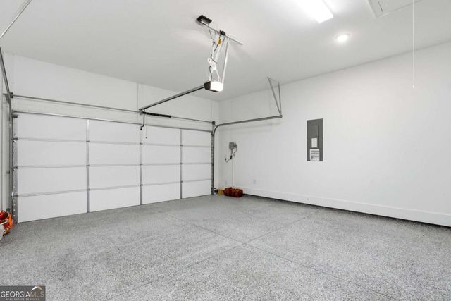 6742 Welcome Road, Flowery Branch, GA 30542