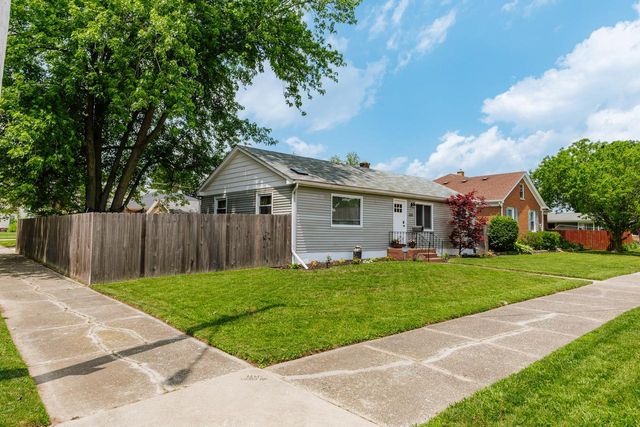 3200 Charles STREET, Racine, WI 53402