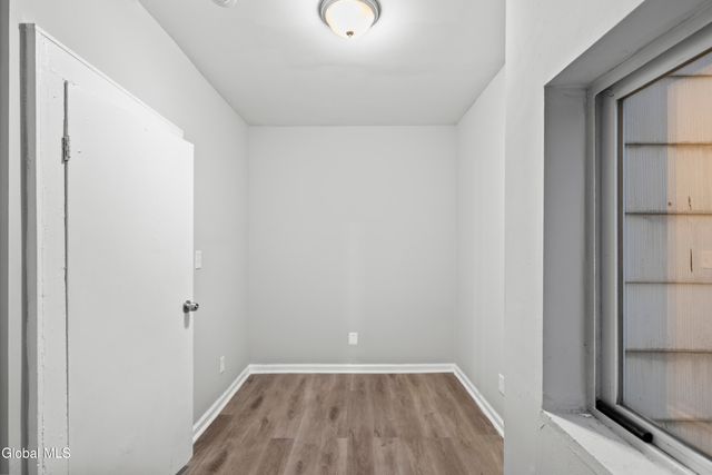 27 N Lake Avenue, Albany, NY 12203