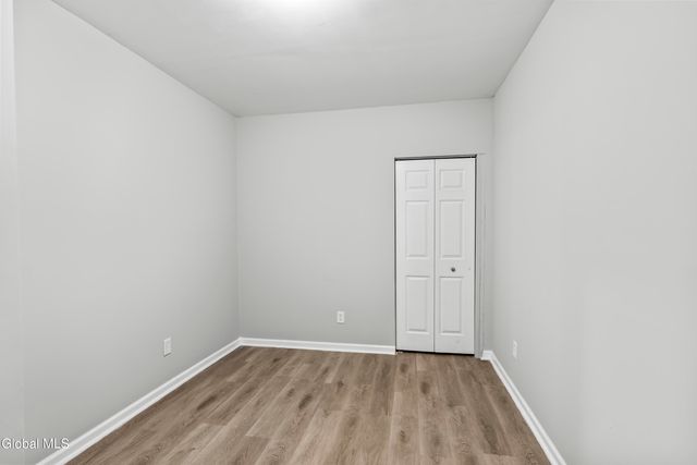 27 N Lake Avenue, Albany, NY 12203