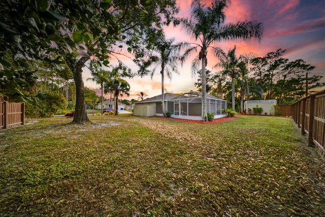 1585 Degamma Street NW, Palm Bay, FL 32907