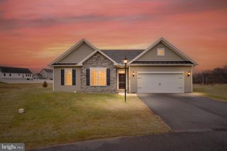 19 OSPREY CT, Gettysburg, PA 17325