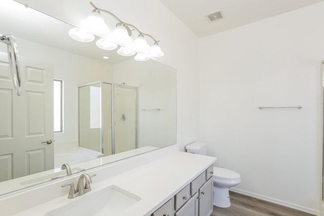 6350 W Hilton Avenue, Phoenix, AZ 85043