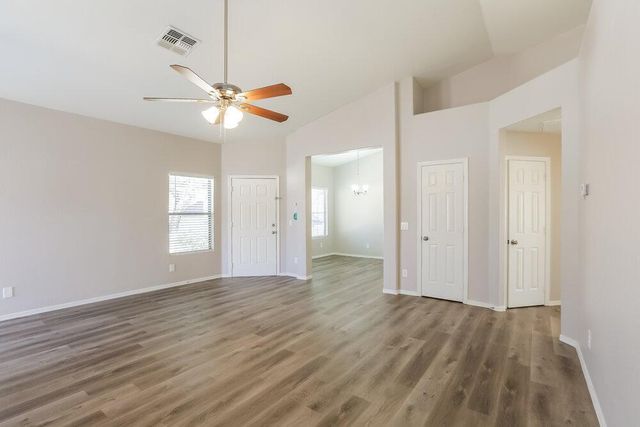 6350 W Hilton Avenue, Phoenix, AZ 85043