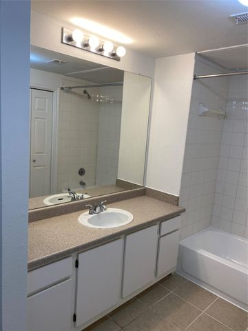 2320 GRACY FARMS LN 1134, Austin, TX 78758