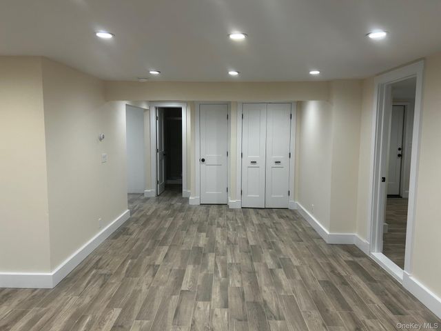 65 N Linwood Road Garden, Port Washington, NY 11050