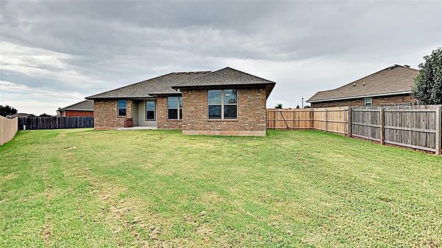 405 Josephine Court, Yukon, OK 73099