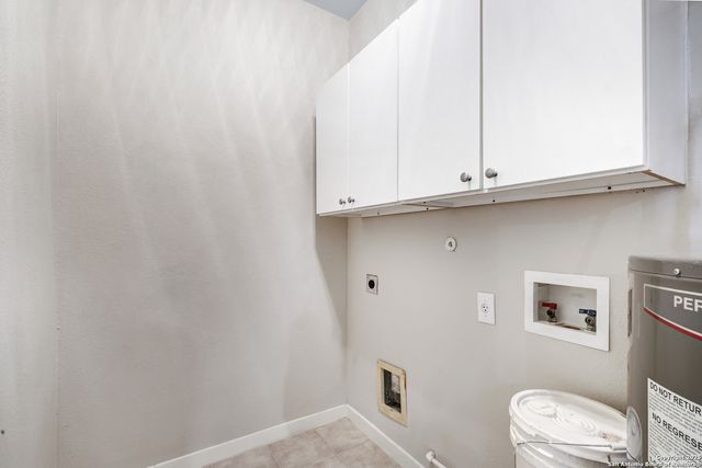 7342 Oak Manor Dr Apt 4107, San Antonio, TX 78229