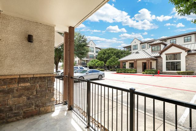 7342 Oak Manor Dr Apt 4107, San Antonio, TX 78229