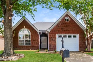 8486 Clubview Drive, Olive Branch, MS 38654
