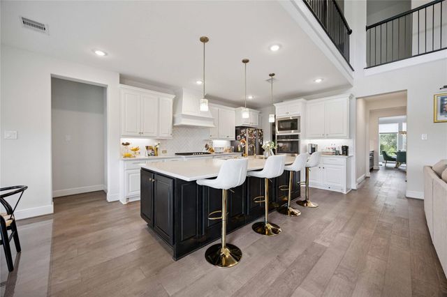 9911 Regal Bend Drive, Missouri City, TX 77459