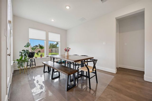 9911 Regal Bend Drive, Missouri City, TX 77459