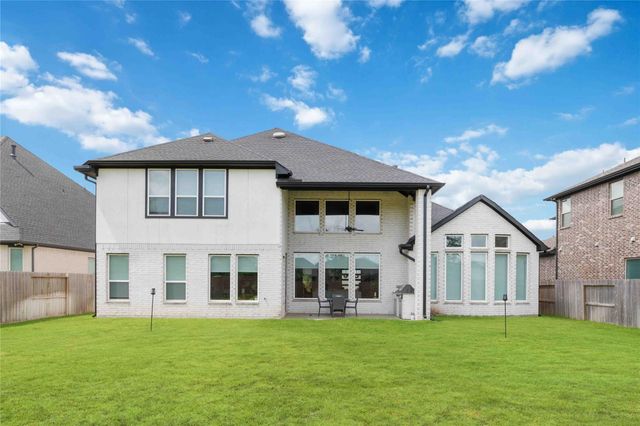 9911 Regal Bend Drive, Missouri City, TX 77459