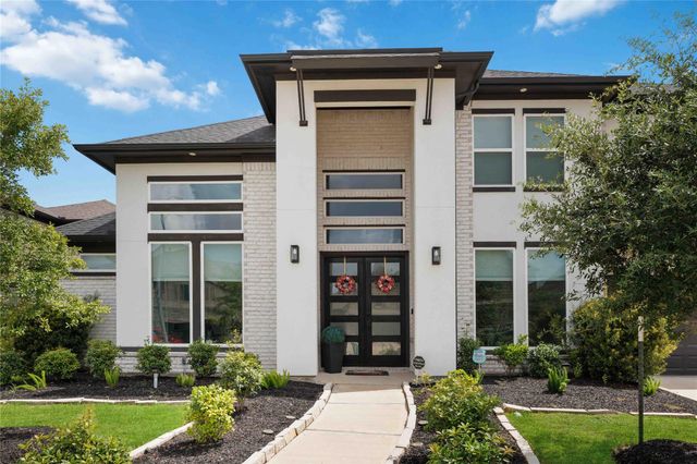 9911 Regal Bend Drive, Missouri City, TX 77459