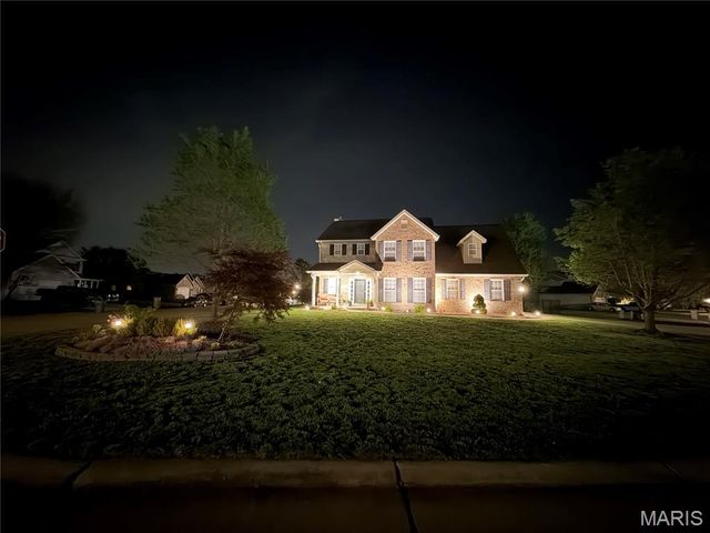 808 Fieldview Drive, Smithton, IL 62285