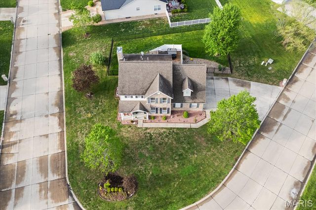 808 Fieldview Drive, Smithton, IL 62285