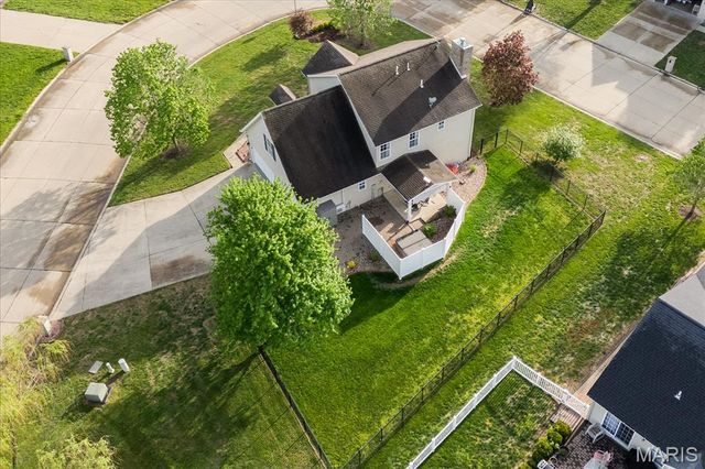 808 Fieldview Drive, Smithton, IL 62285