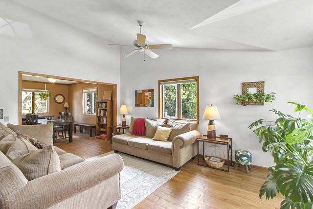 407 Fairbrook Court, Waunakee, WI 53597