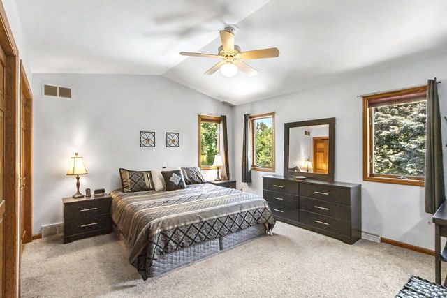 407 Fairbrook Court, Waunakee, WI 53597