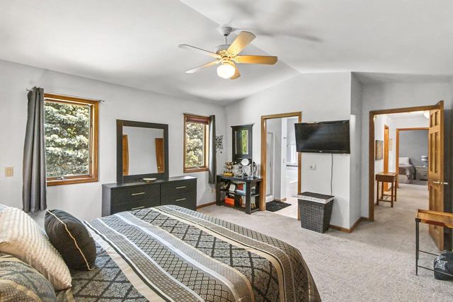 407 Fairbrook Court, Waunakee, WI 53597