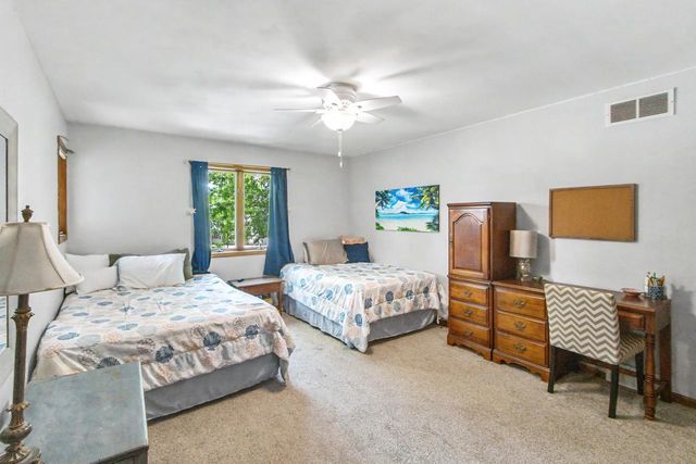 407 Fairbrook Court, Waunakee, WI 53597