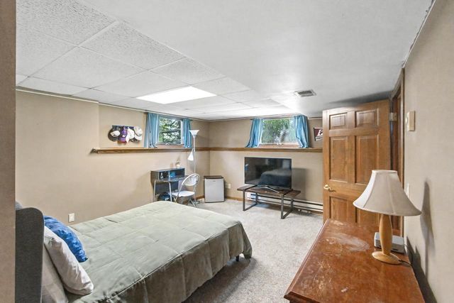 407 Fairbrook Court, Waunakee, WI 53597