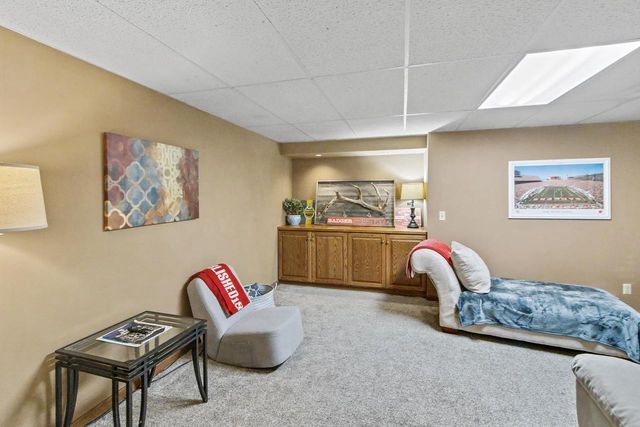 407 Fairbrook Court, Waunakee, WI 53597
