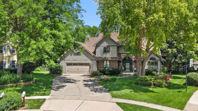 407 Fairbrook Court, Waunakee, WI 53597