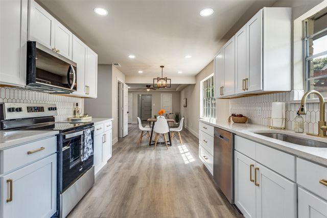 2700 Mollimar Drive, Plano, TX 75075