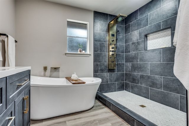 2700 Mollimar Drive, Plano, TX 75075