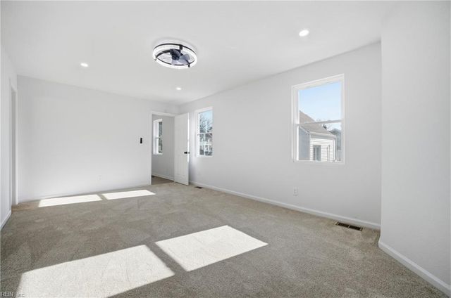 1123 Myrtle Ave, Chesapeake, VA 23325