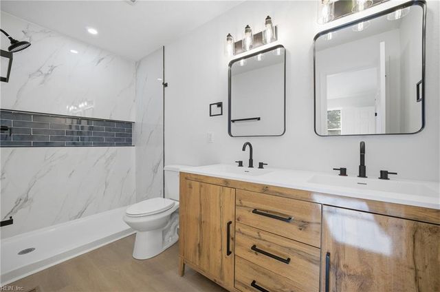 1123 Myrtle Ave, Chesapeake, VA 23325