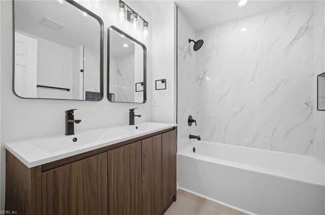 1123 Myrtle Ave, Chesapeake, VA 23325