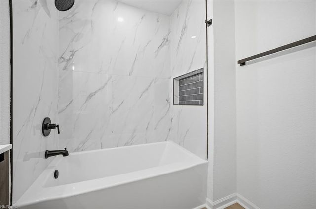 1123 Myrtle Ave, Chesapeake, VA 23325