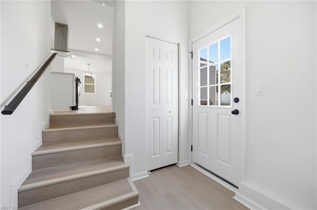 1123 Myrtle Ave, Chesapeake, VA 23325