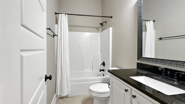 16045 Greycliff Ave, Pride, LA 70770