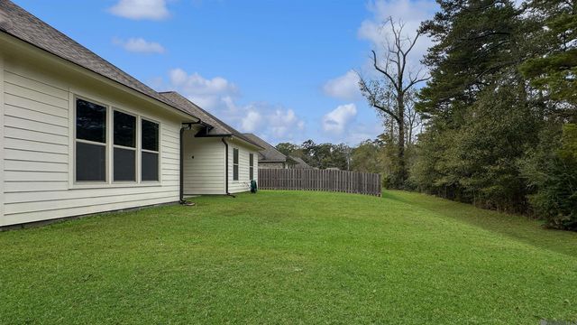 16045 Greycliff Ave, Pride, LA 70770