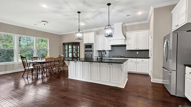 16045 Greycliff Ave, Pride, LA 70770