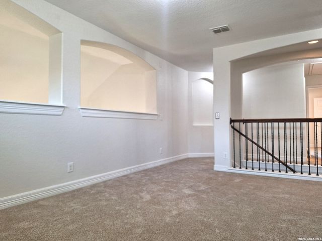 5801 DEVONWOOD ST, Cibolo, TX 78108