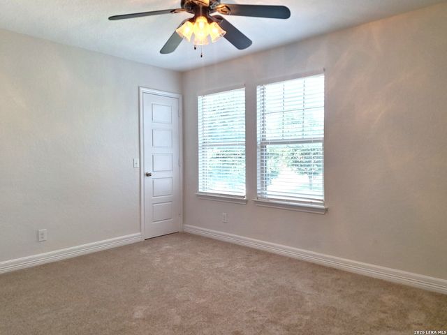 5801 DEVONWOOD ST, Cibolo, TX 78108