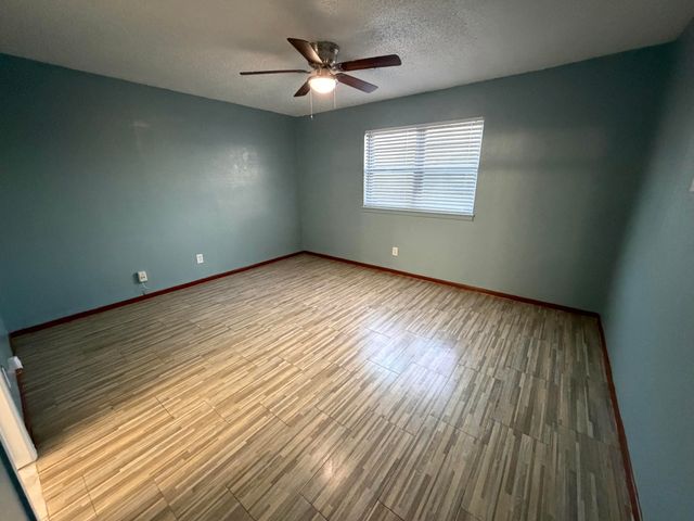 5720 46th Street, Lubbock, TX 79414