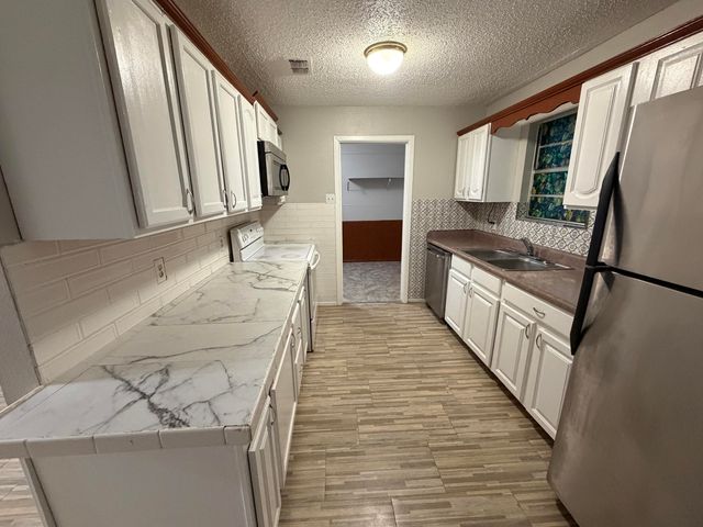 5720 46th Street, Lubbock, TX 79414