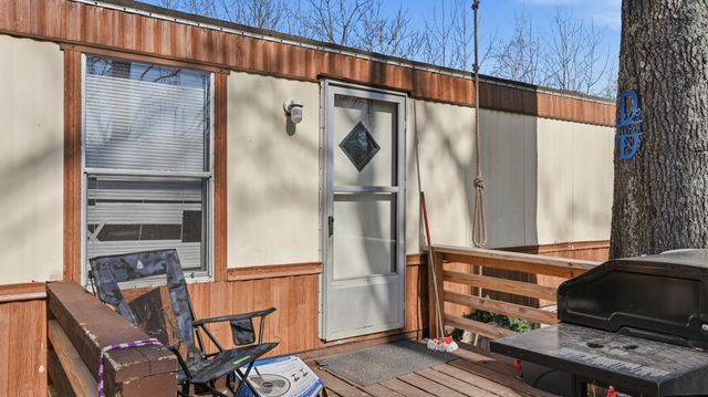 306 Flowertown Rd, Normandy, TN 37360
